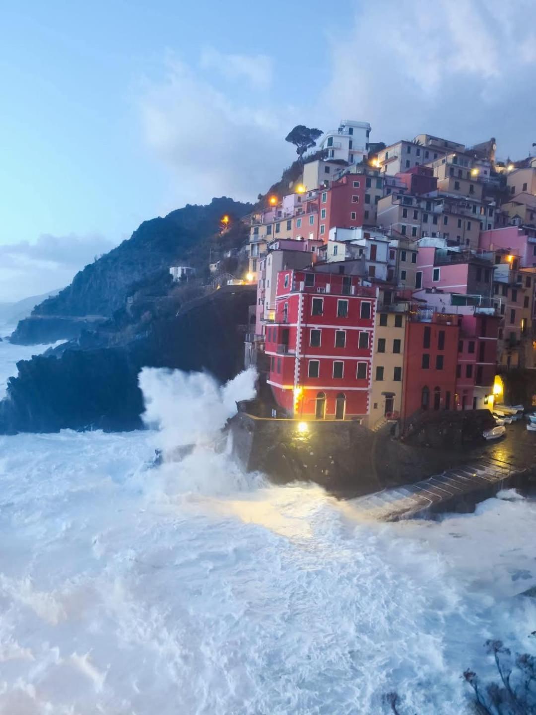 L'Incanto Divino Di Fronte Solo L'Orizzonte! Riomaggiore Cameră foto